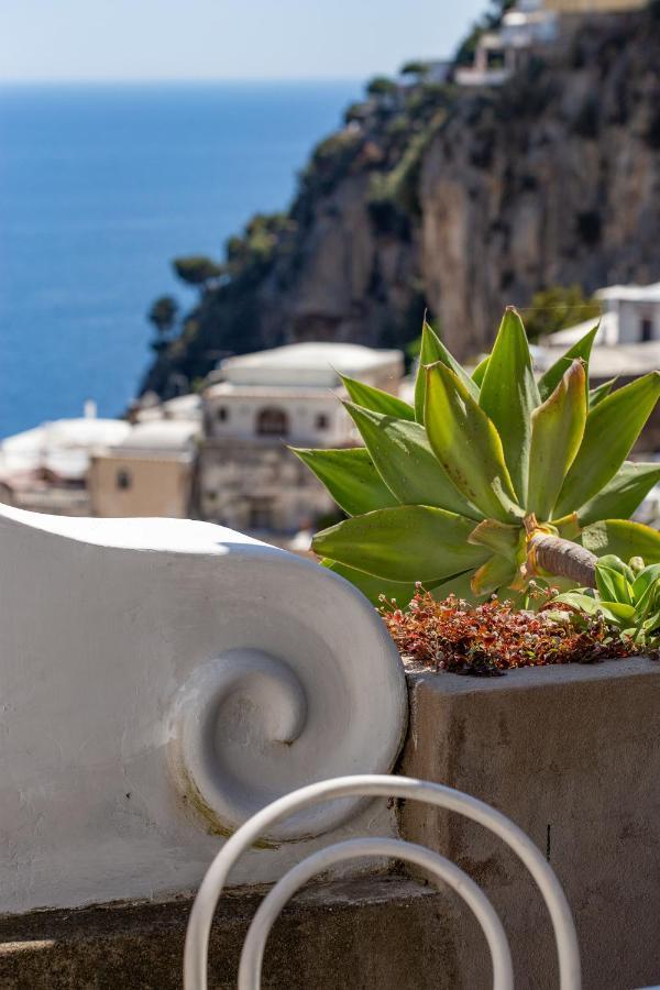 Villa Il Pettirosso In Positano Extérieur photo