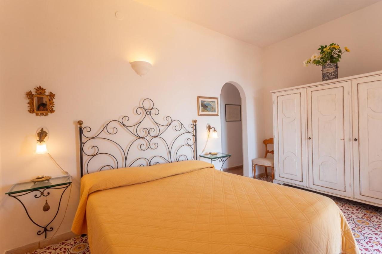 Villa Il Pettirosso In Positano Extérieur photo