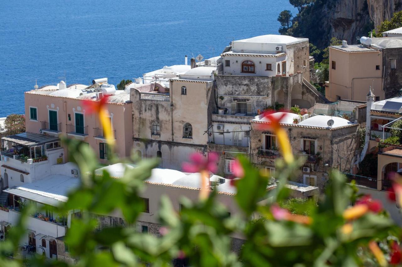 Villa Il Pettirosso In Positano Extérieur photo