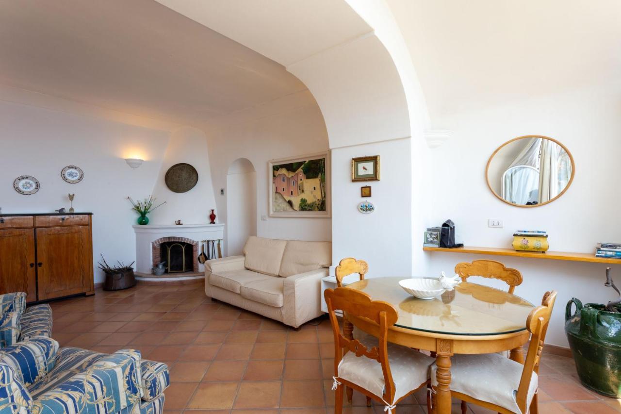 Villa Il Pettirosso In Positano Extérieur photo