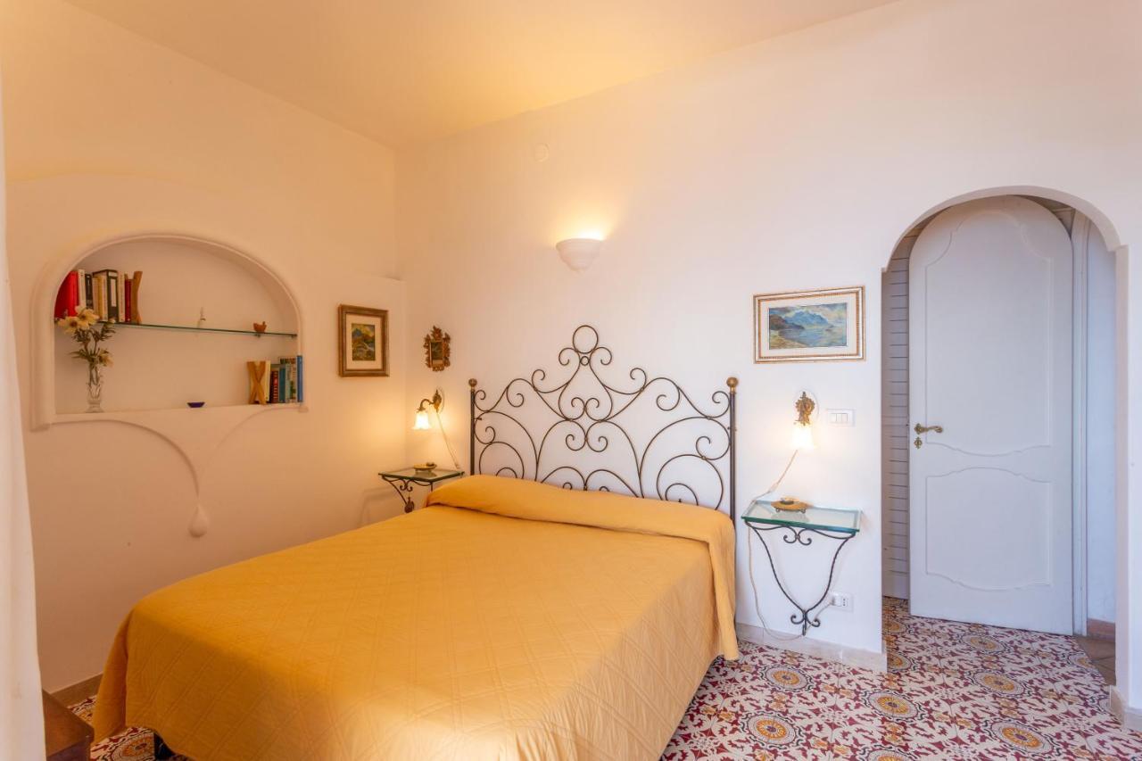 Villa Il Pettirosso In Positano Extérieur photo