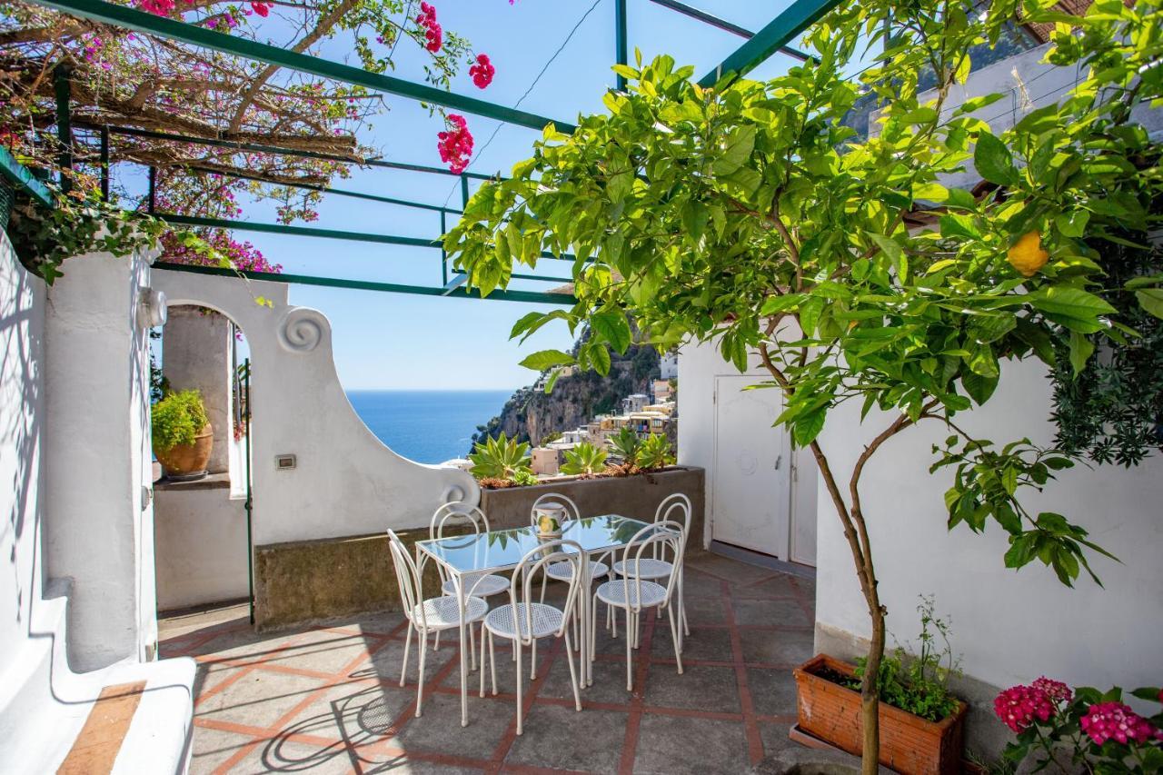 Villa Il Pettirosso In Positano Extérieur photo