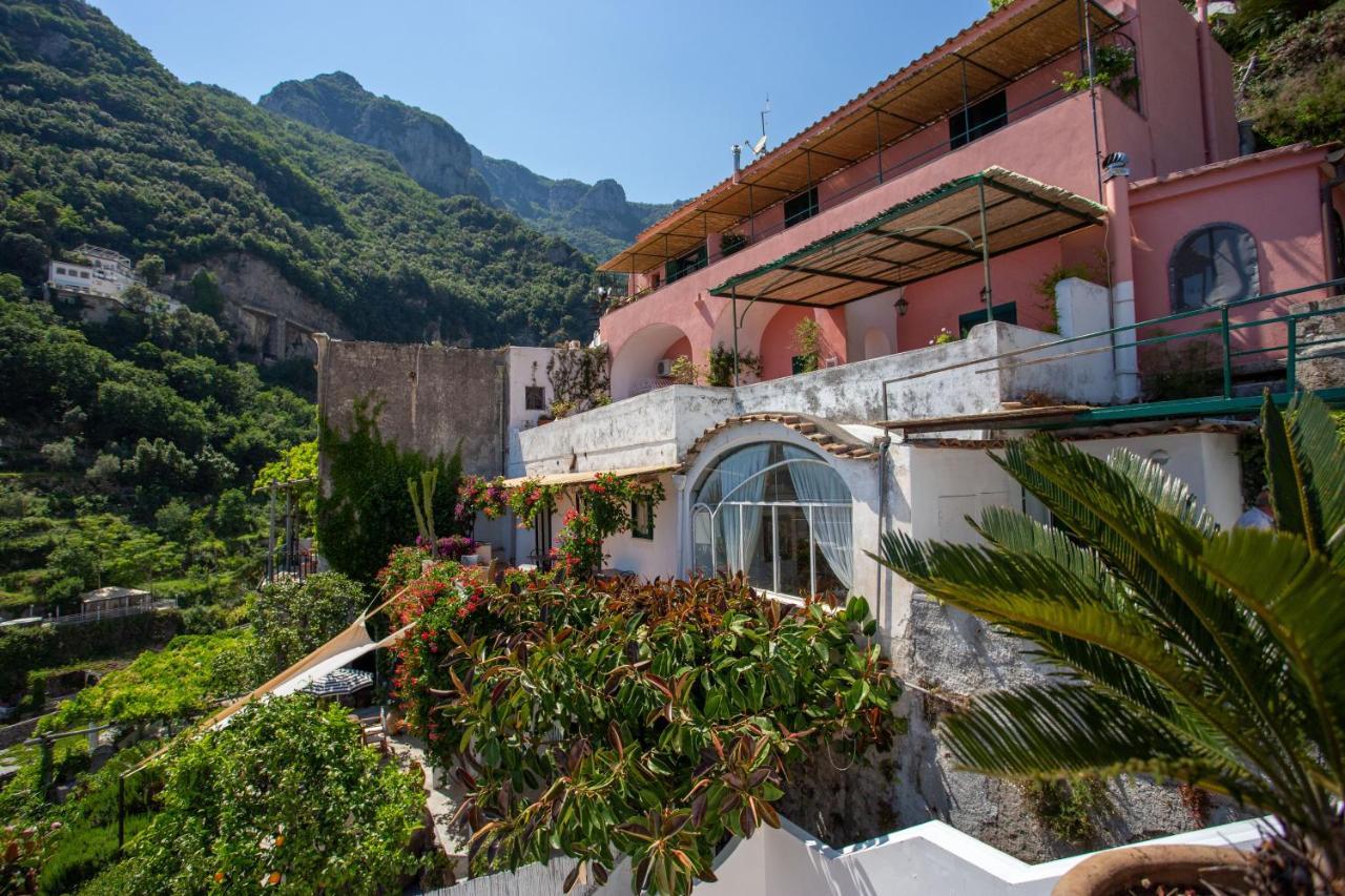 Villa Il Pettirosso In Positano Extérieur photo